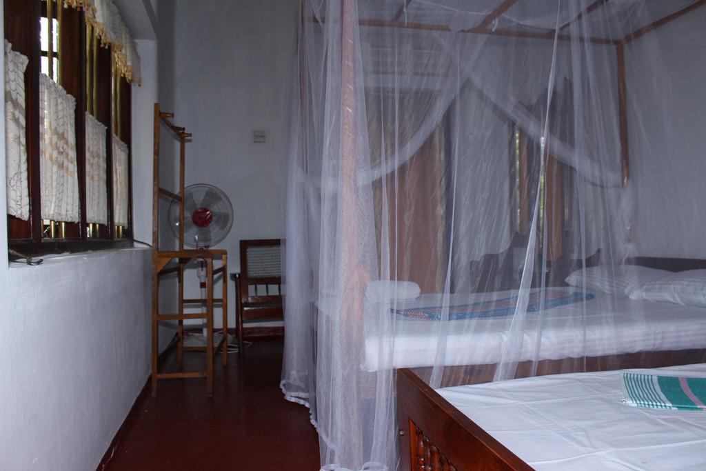 Abberny Villa Midigama-Est Extérieur photo