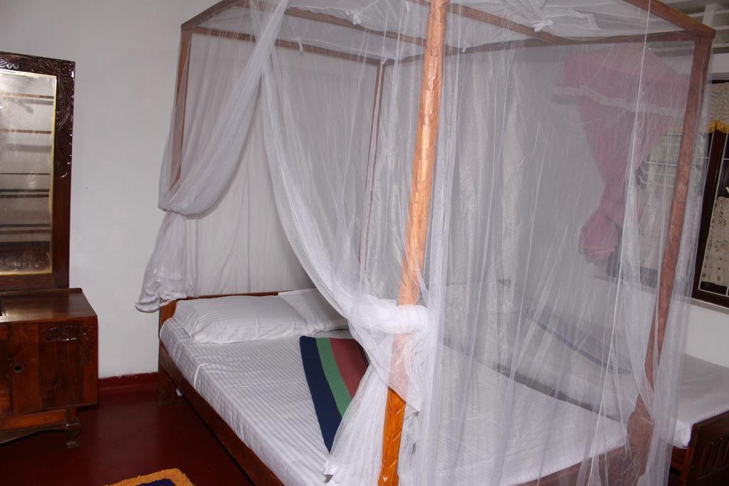 Abberny Villa Midigama-Est Chambre photo