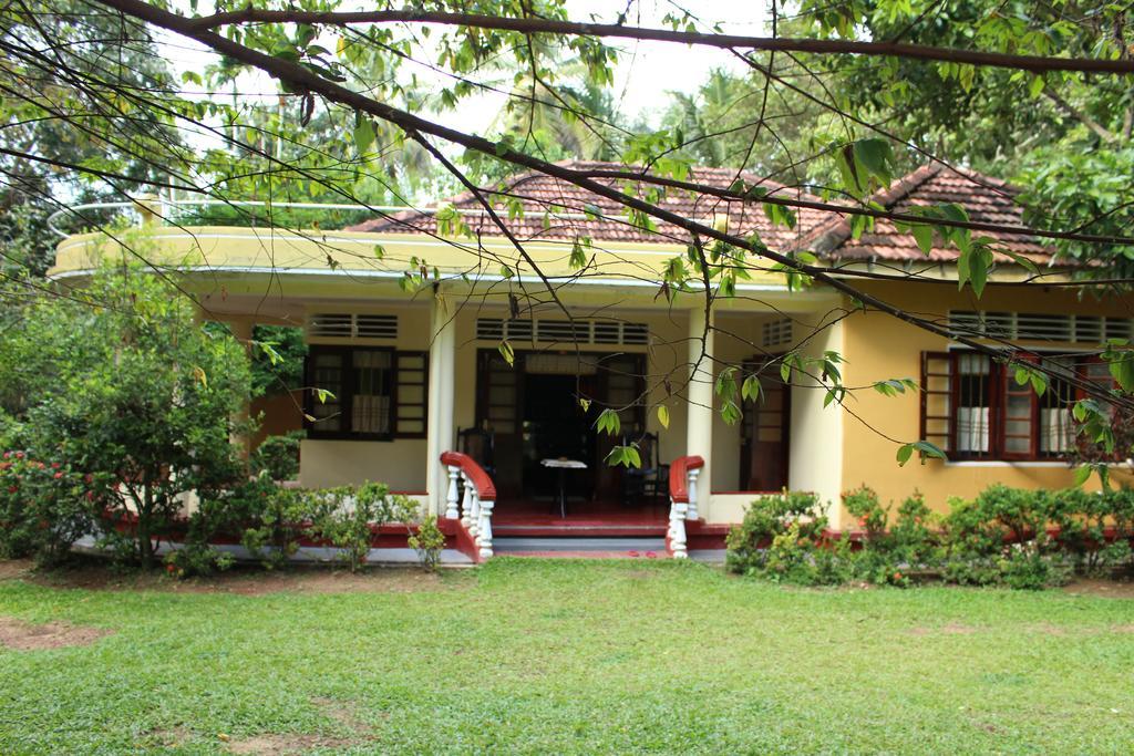 Abberny Villa Midigama-Est Extérieur photo